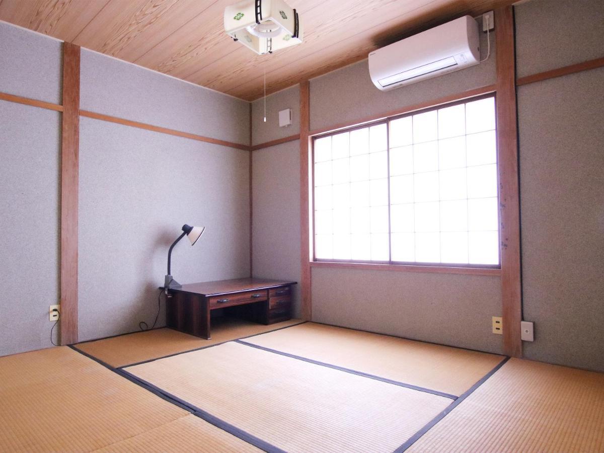 Guesthouse Karikakko Ogi ภายนอก รูปภาพ