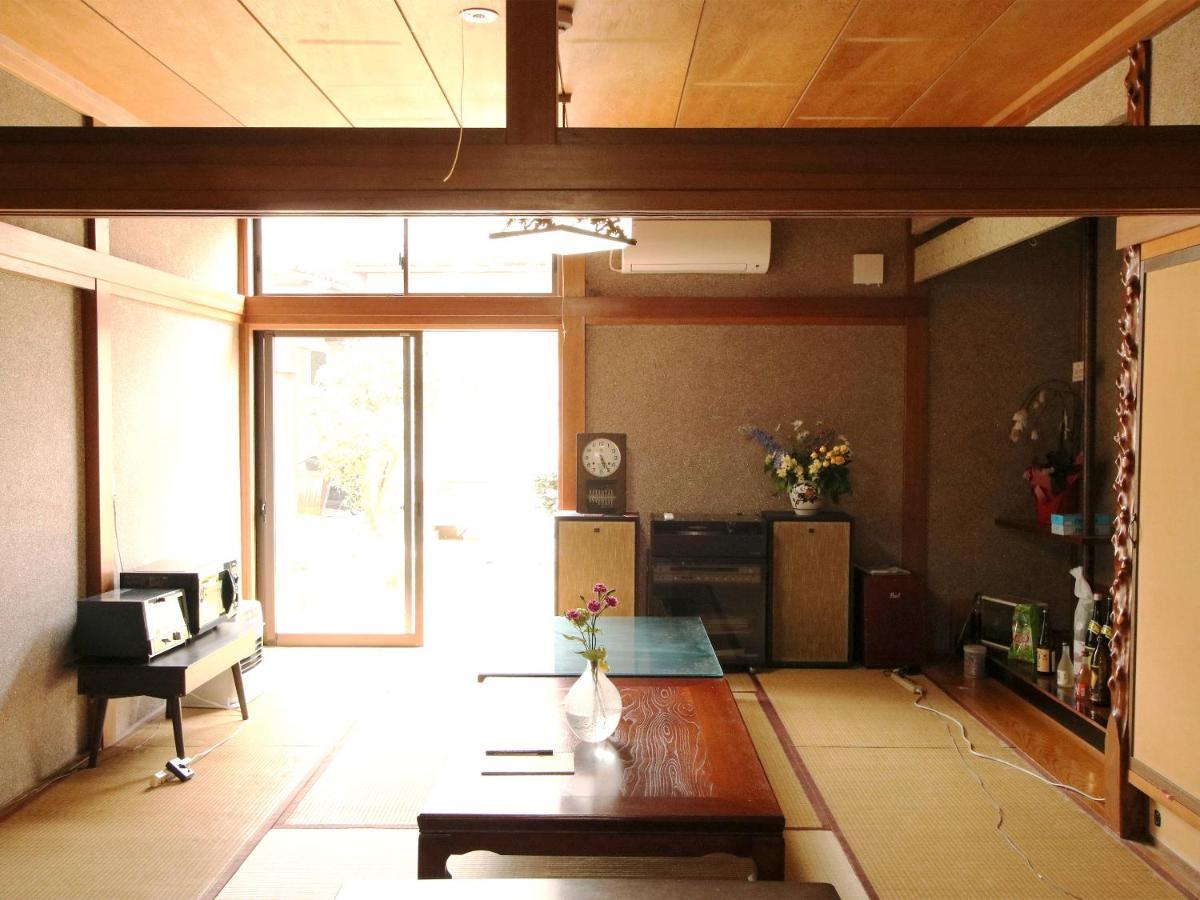 Guesthouse Karikakko Ogi ภายนอก รูปภาพ