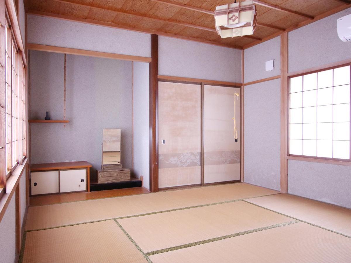 Guesthouse Karikakko Ogi ภายนอก รูปภาพ